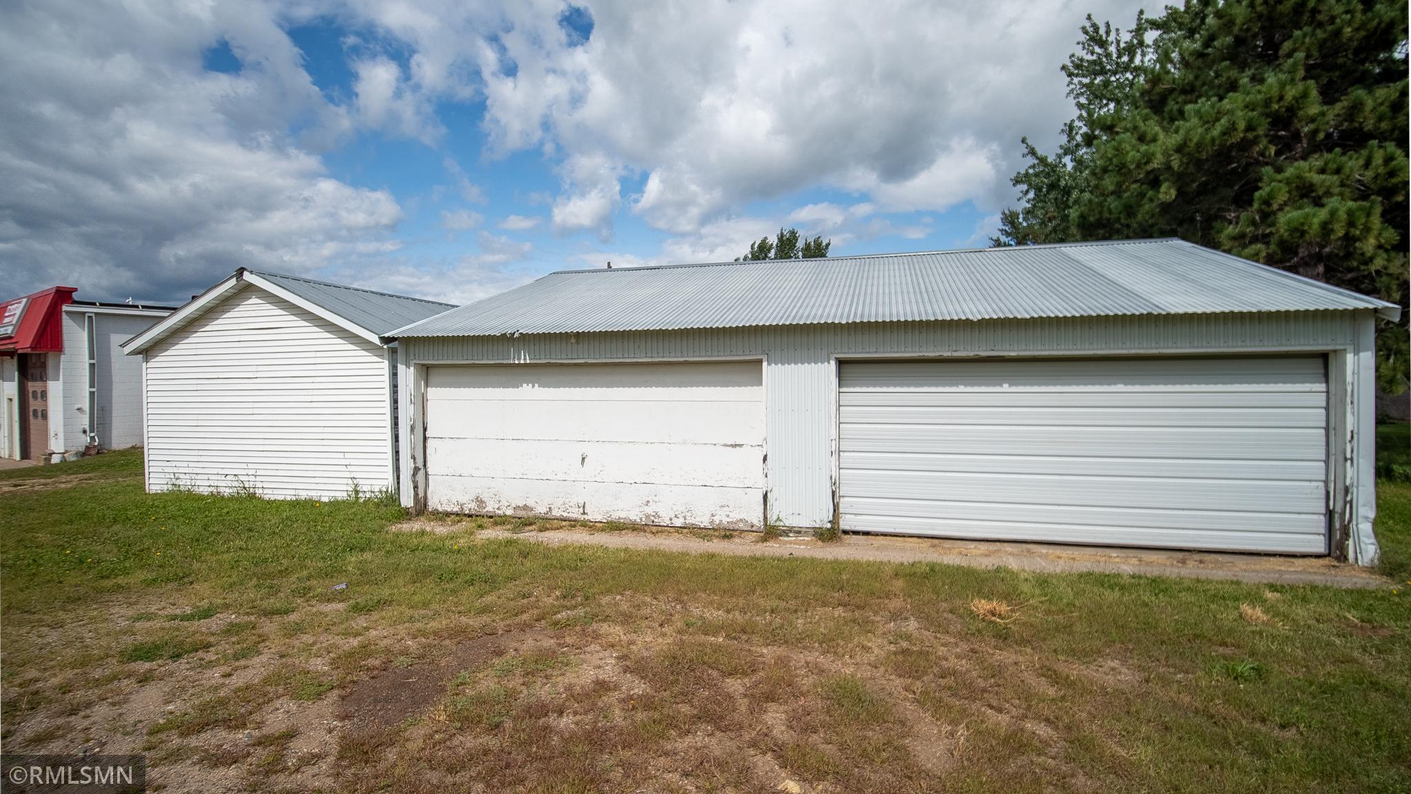 900 Shields Avenue Property Photo 18