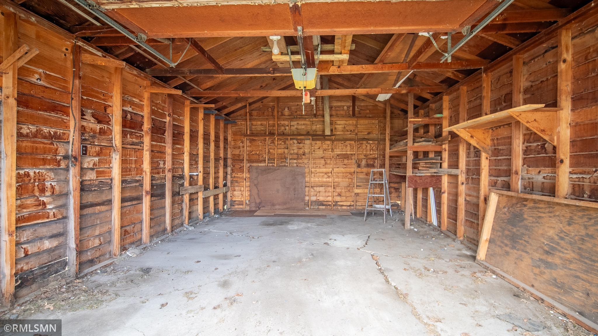 900 Shields Avenue Property Photo 21