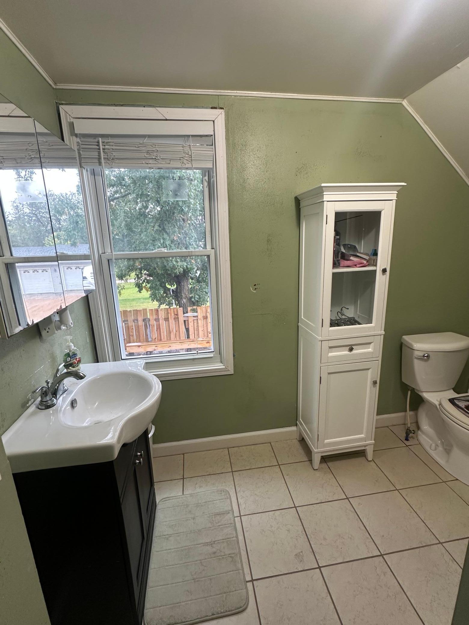 609 S Main Street Property Photo 18