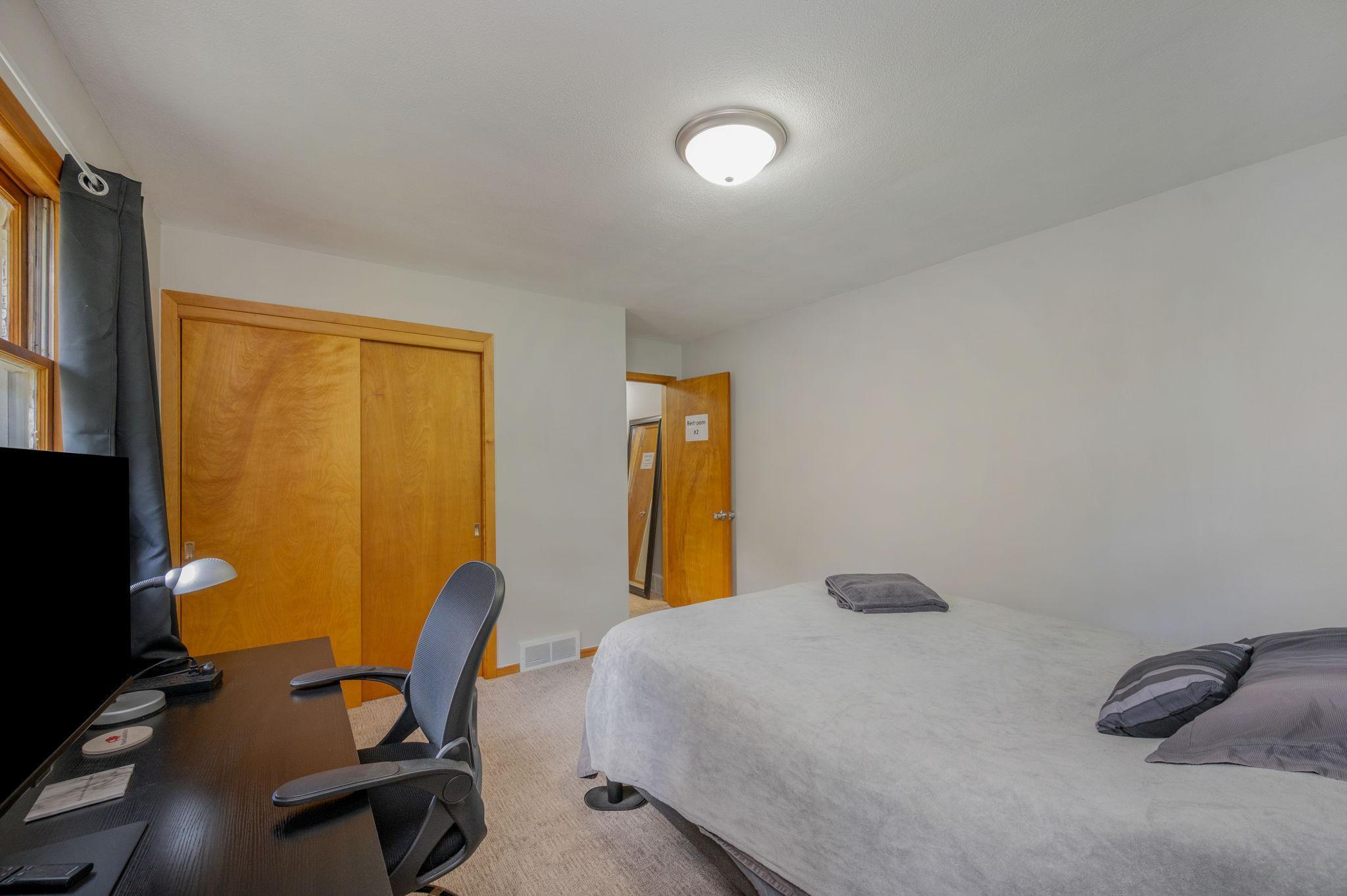 453 17th Street Property Photo 13