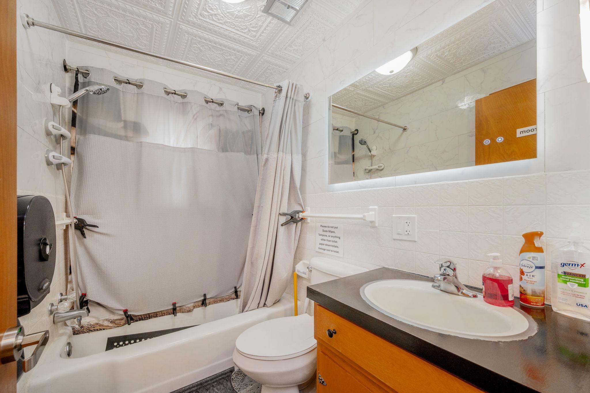 453 17th Street Property Photo 14