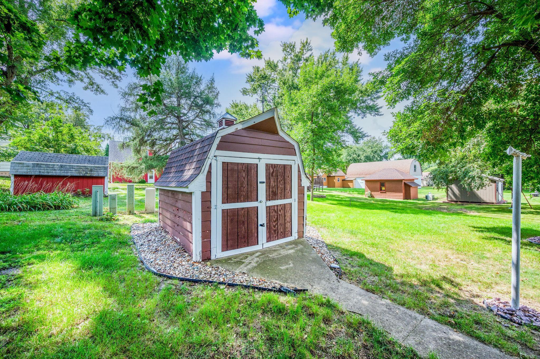 453 17th Street Property Photo 32