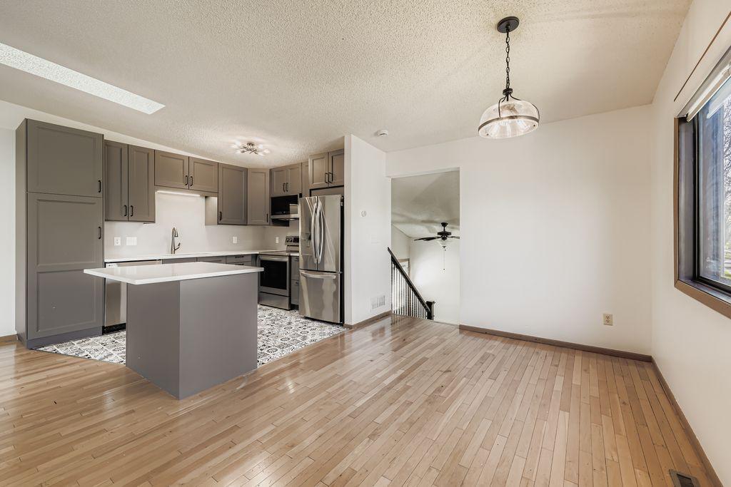 5623 Pompano Drive Property Photo 5