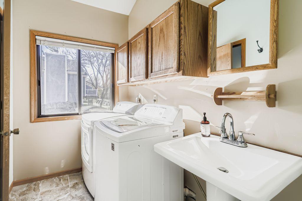 5623 Pompano Drive Property Photo 10