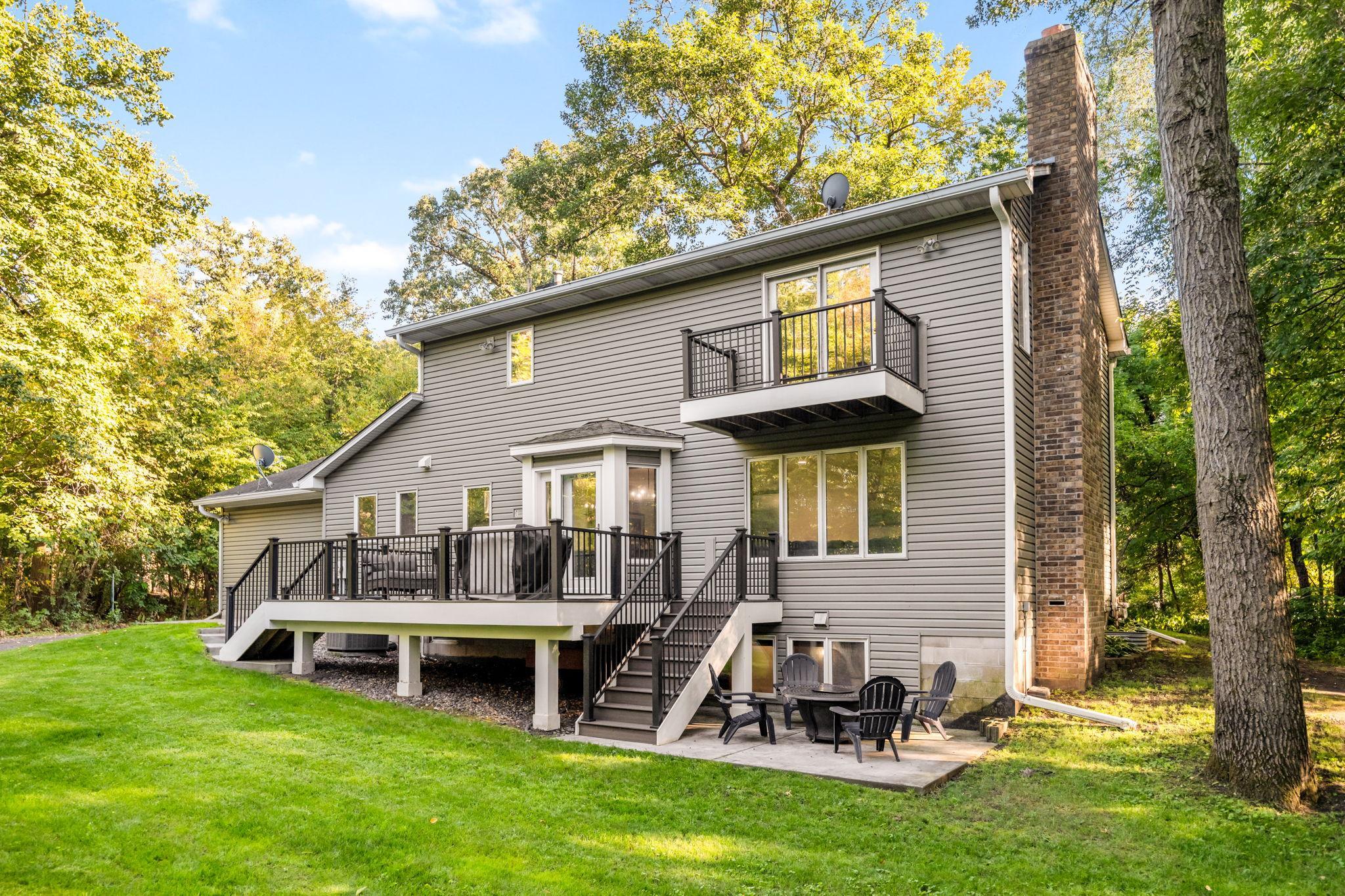 13080 Forestview Circle N Property Photo 4