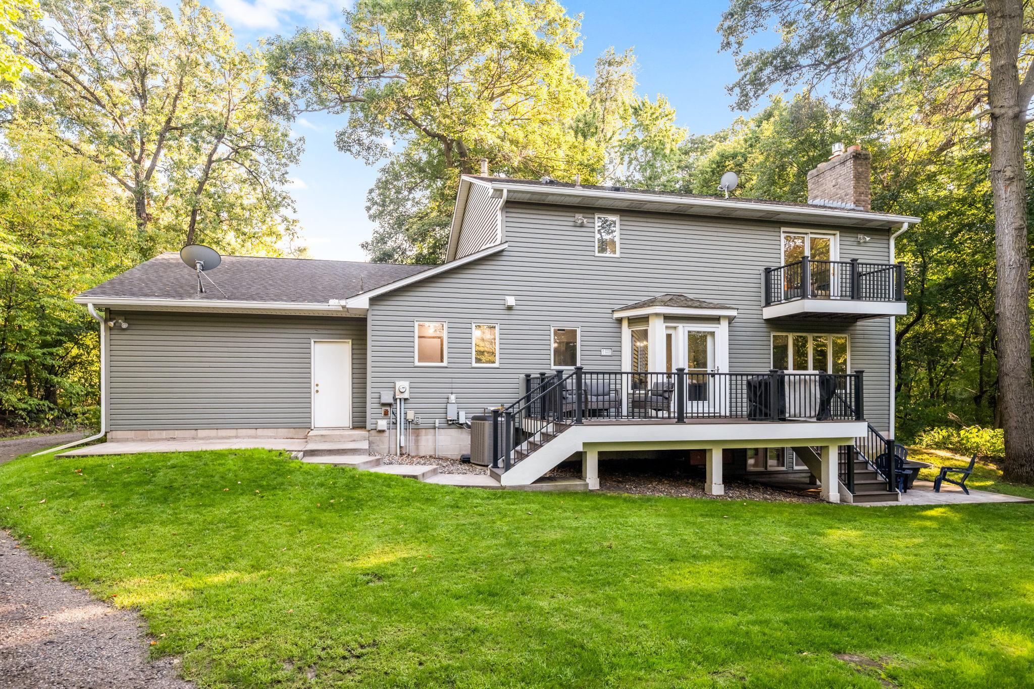 13080 Forestview Circle N Property Photo 5