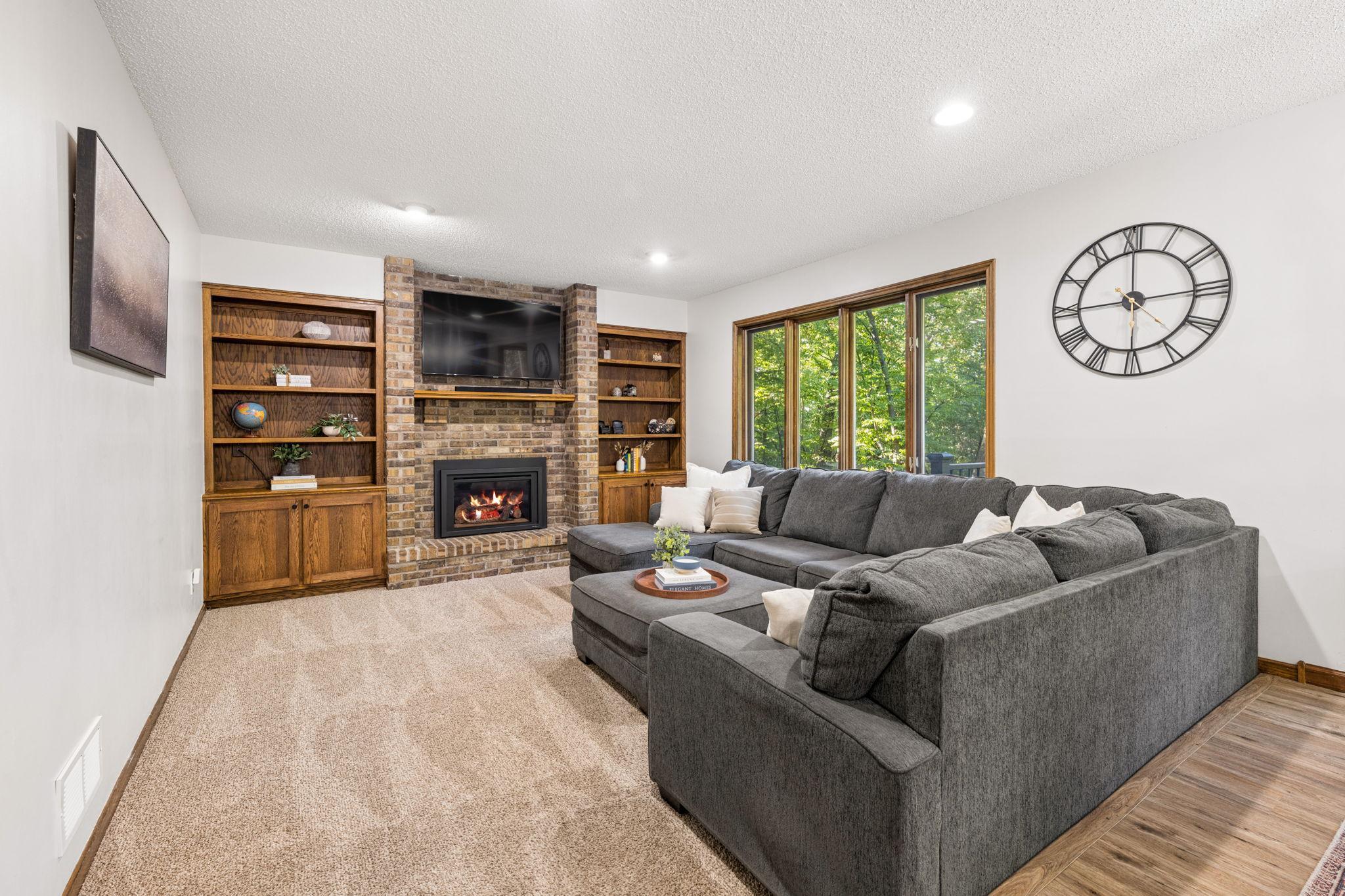 13080 Forestview Circle N Property Photo 10