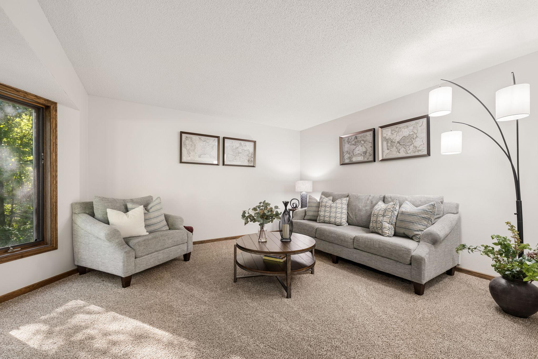 13080 Forestview Circle N Property Photo 12