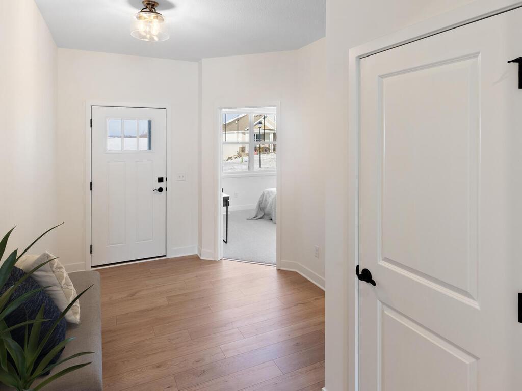 19380 Everglade Path Property Photo 4