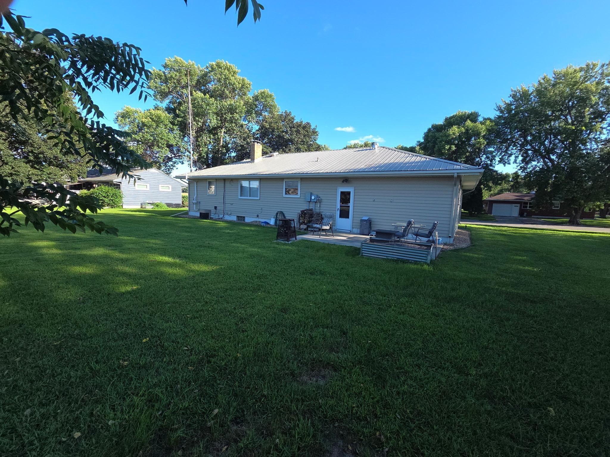 537 E Ronning Avenue Property Photo 27