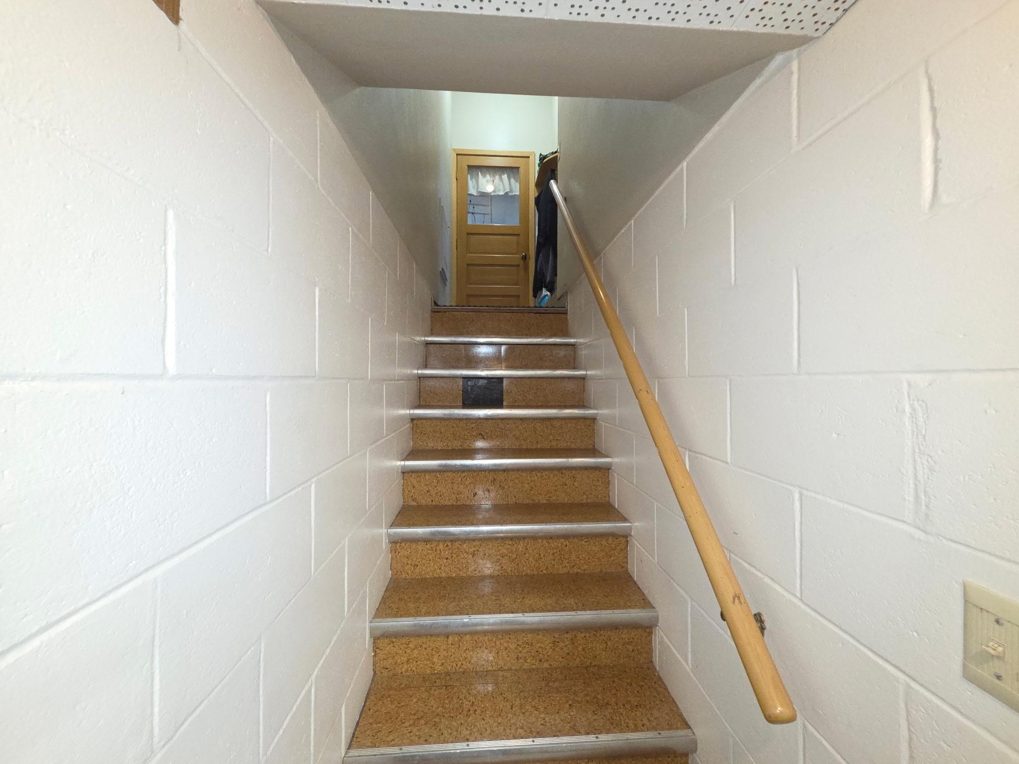 537 E Ronning Avenue Property Photo 28