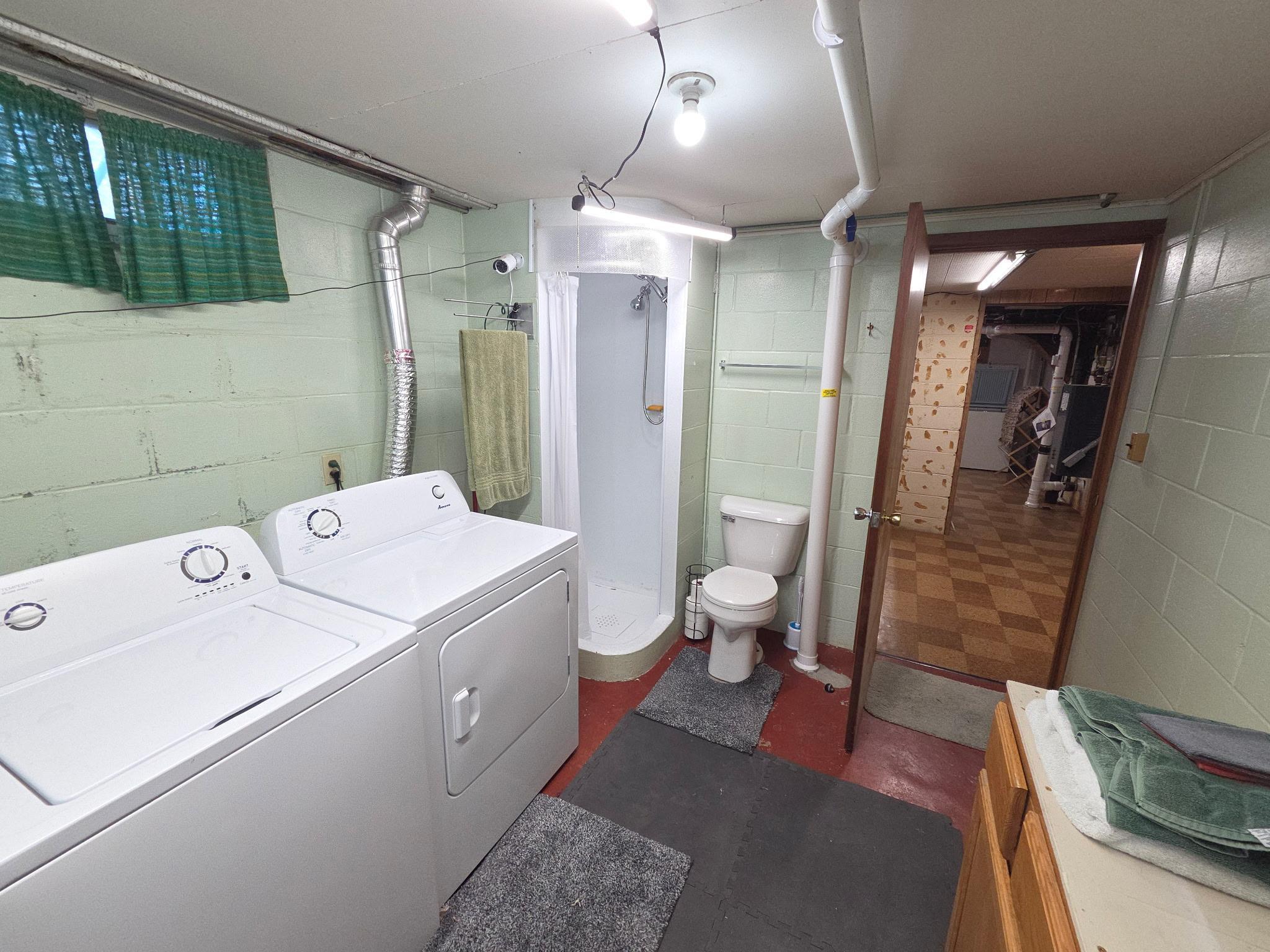 537 E Ronning Avenue Property Photo 31