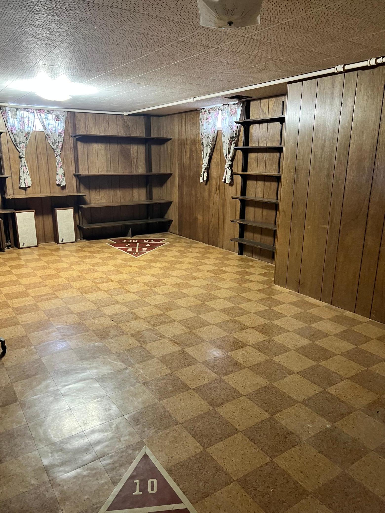 537 E Ronning Avenue Property Photo 34