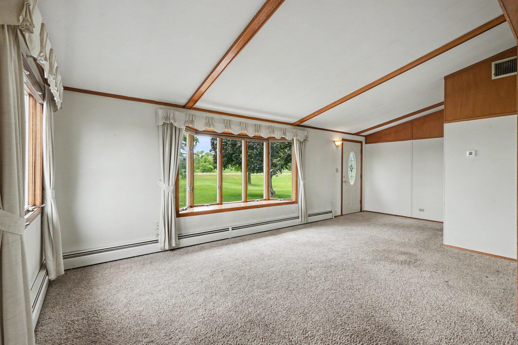 158 County Road E Property Photo 5
