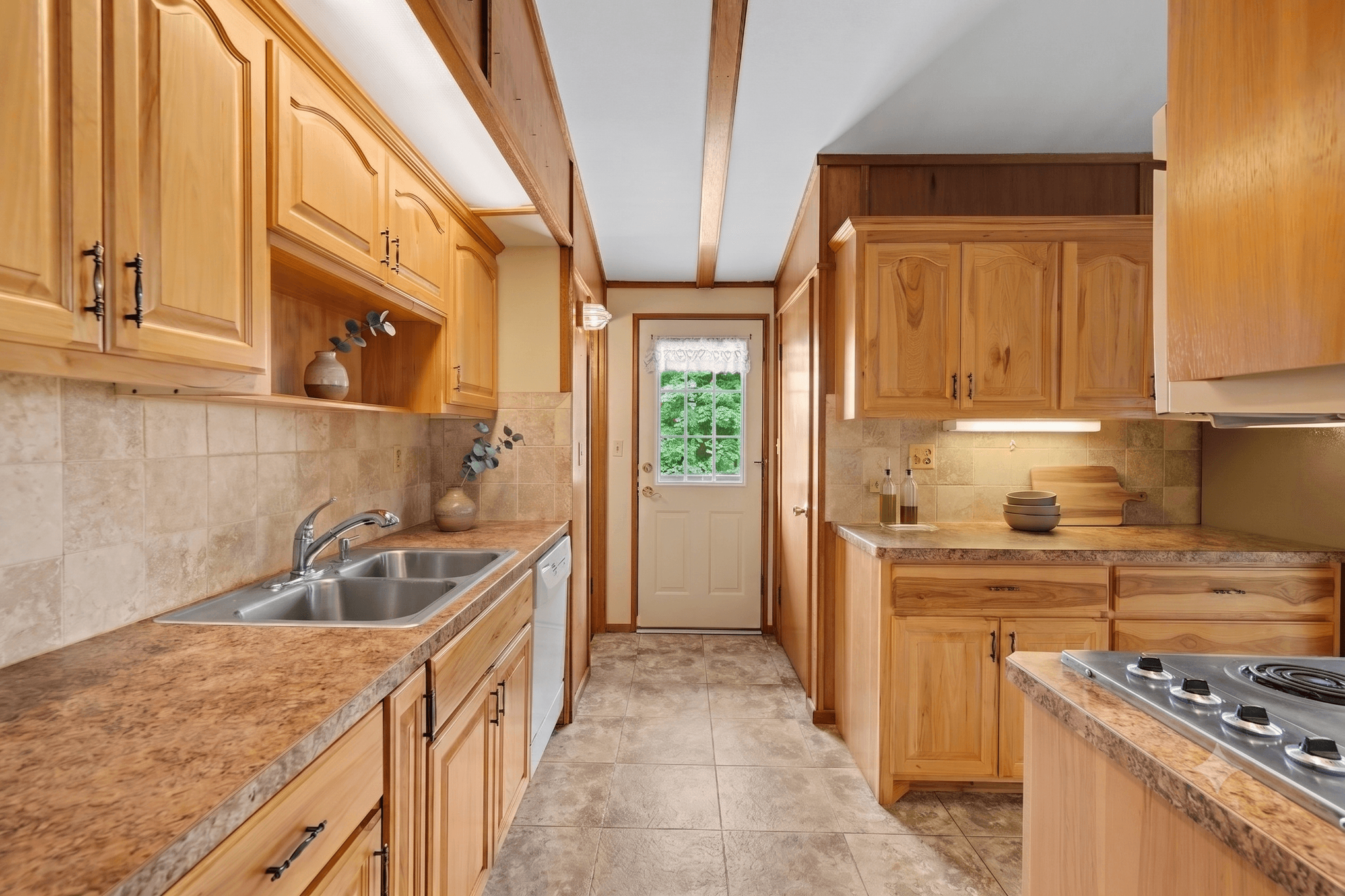 158 County Road E Property Photo 10