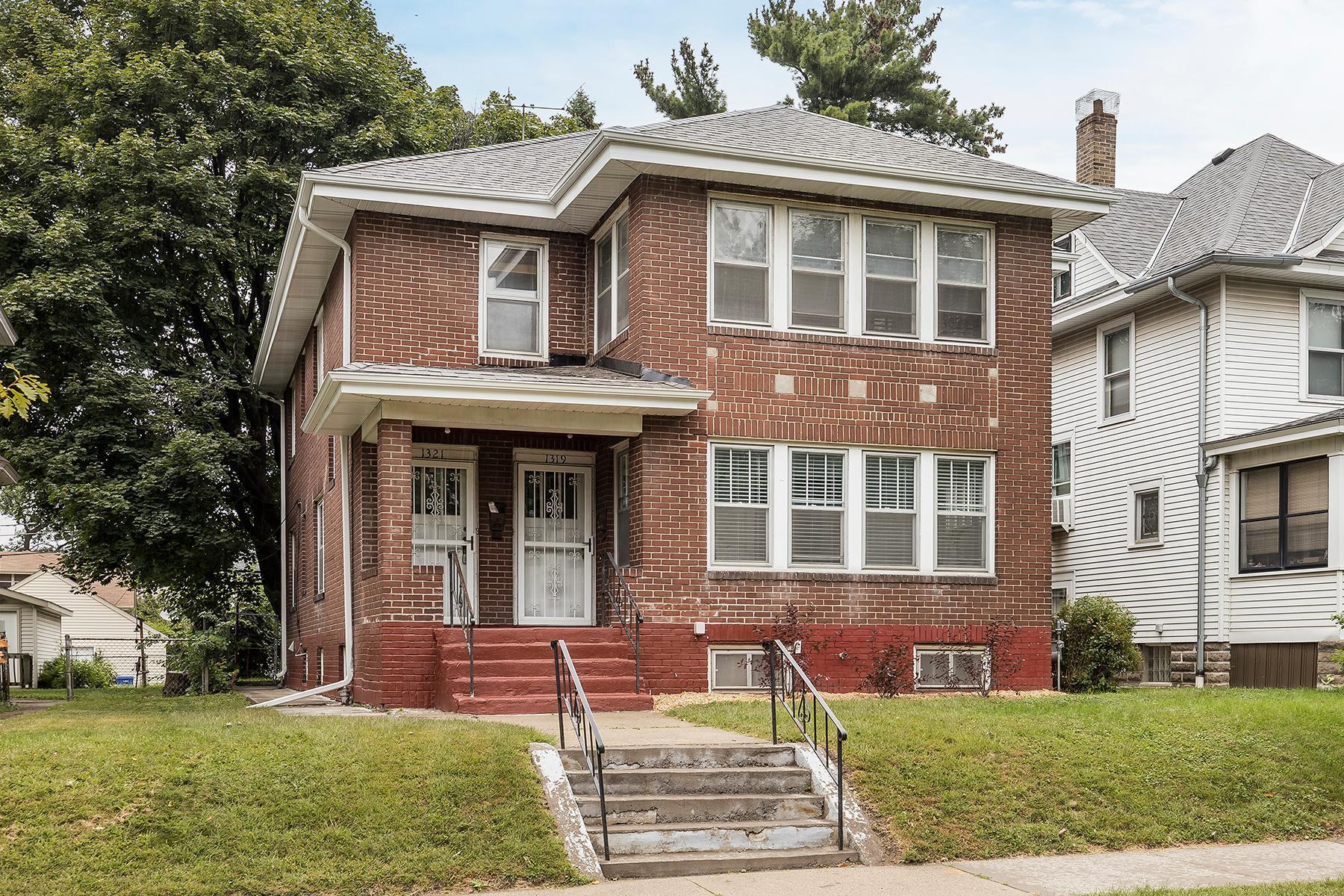 1319 Dayton Avenue Property Photo 1