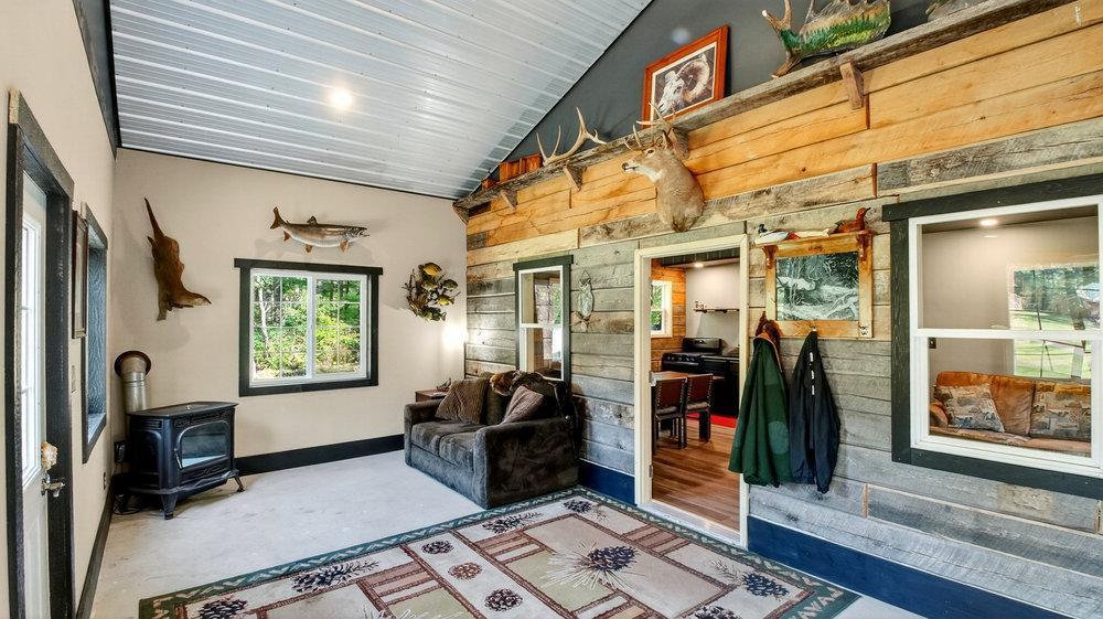 9491 Totogatic Road Property Photo 4