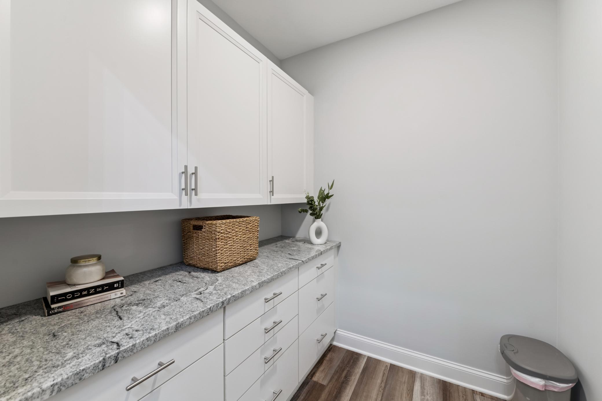 7277 North Shore Drive Property Photo 12