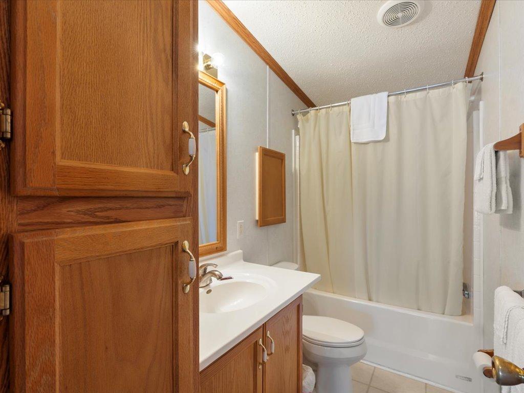 15080 Nodak Drive Ne Property Photo 77