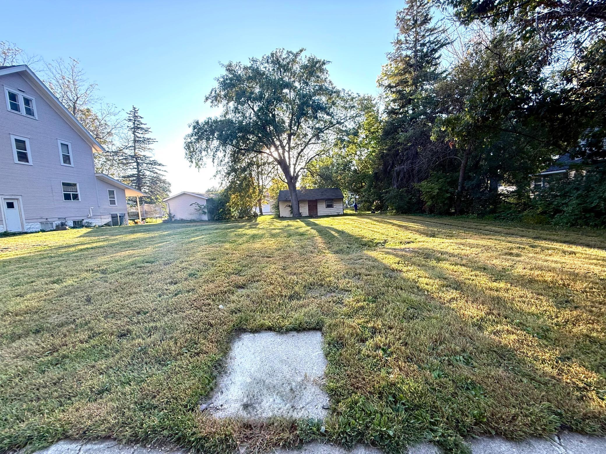 523 Strait Avenue Property Photo 1