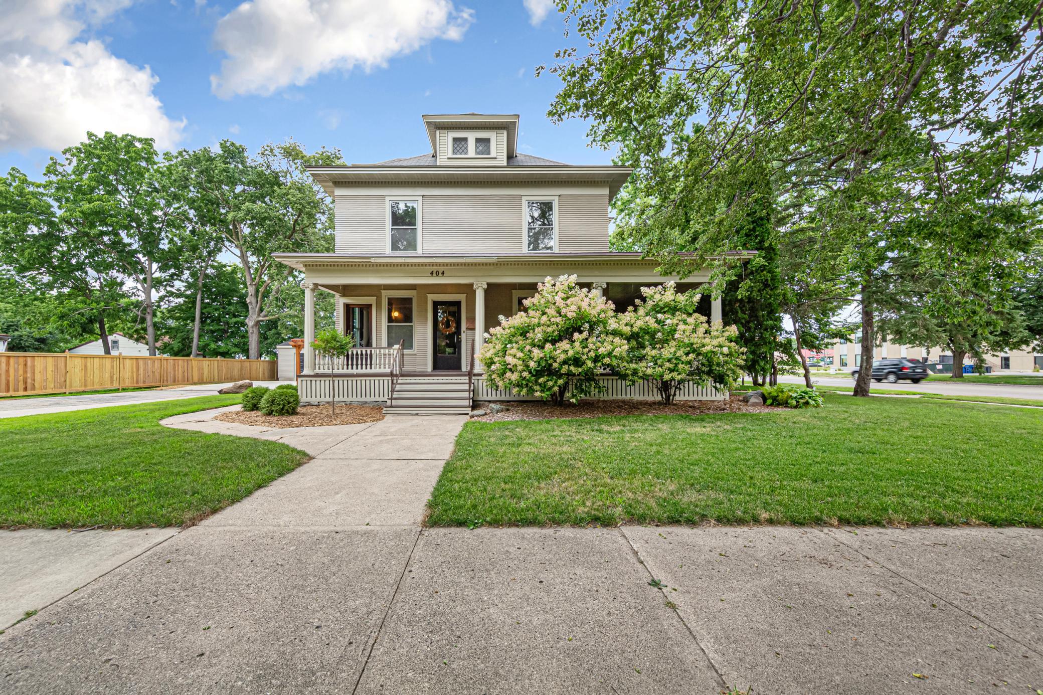 404 3rd Street Nw Property Photo 3