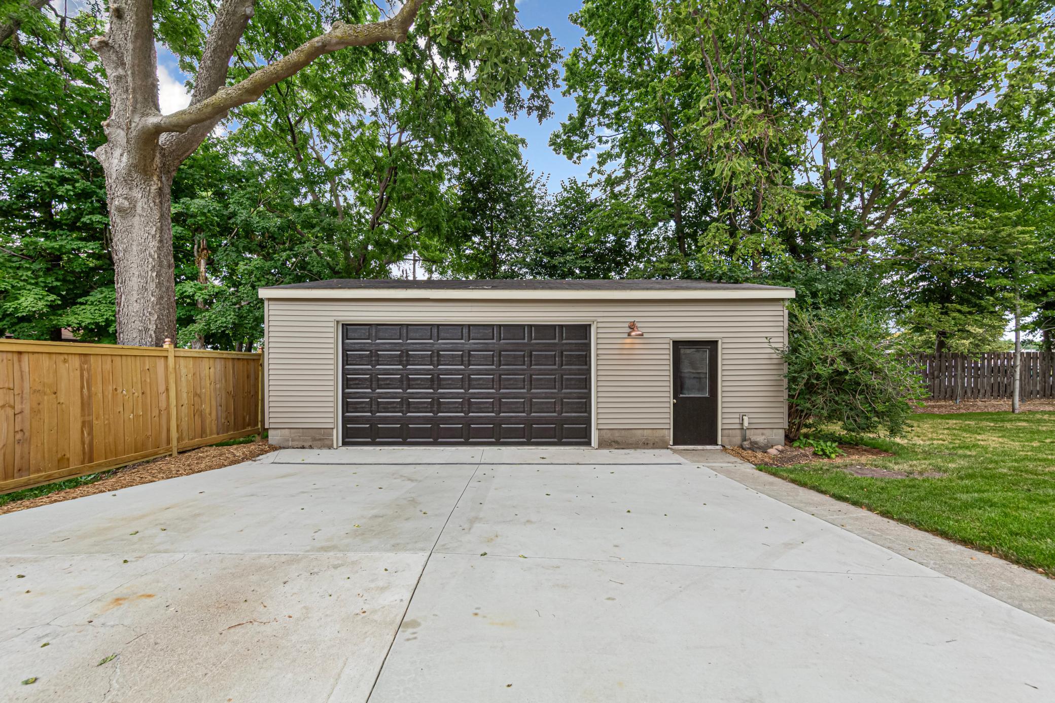 404 3rd Street Nw Property Photo 11