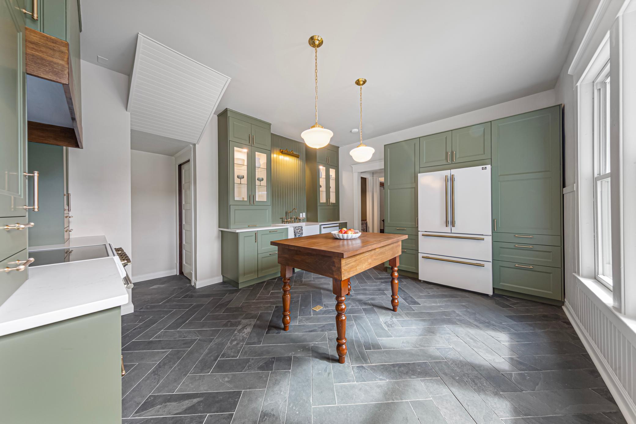 404 3rd Street Nw Property Photo 29