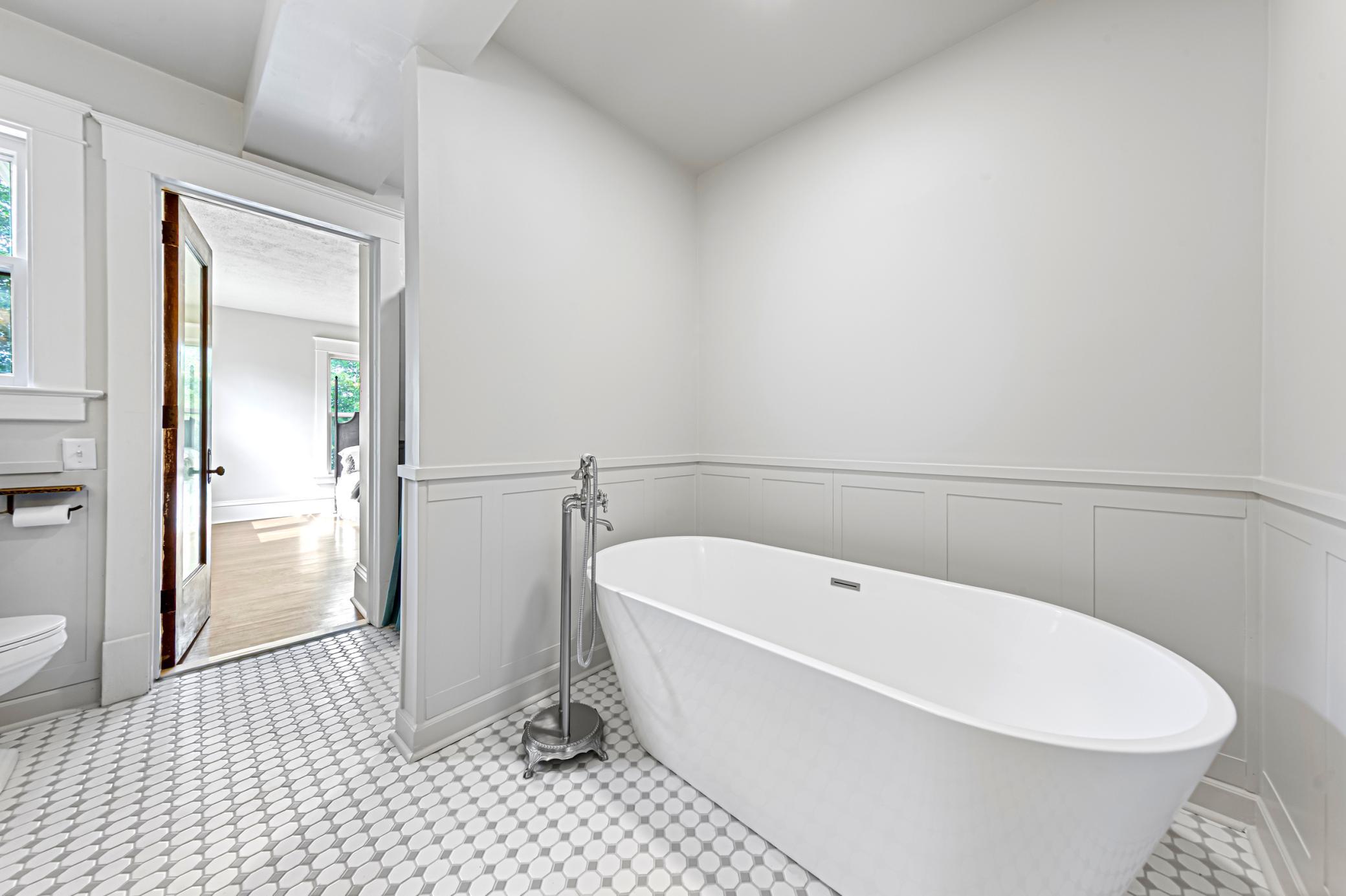 404 3rd Street Nw Property Photo 53