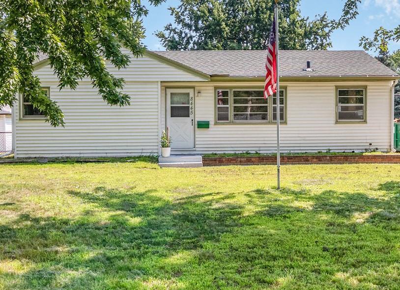 8445 10th Avenue Property Photo 1