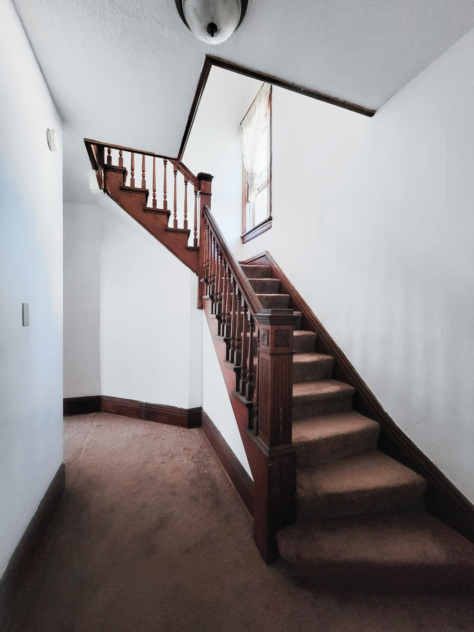 1039 Edgerton Street Property Photo 3