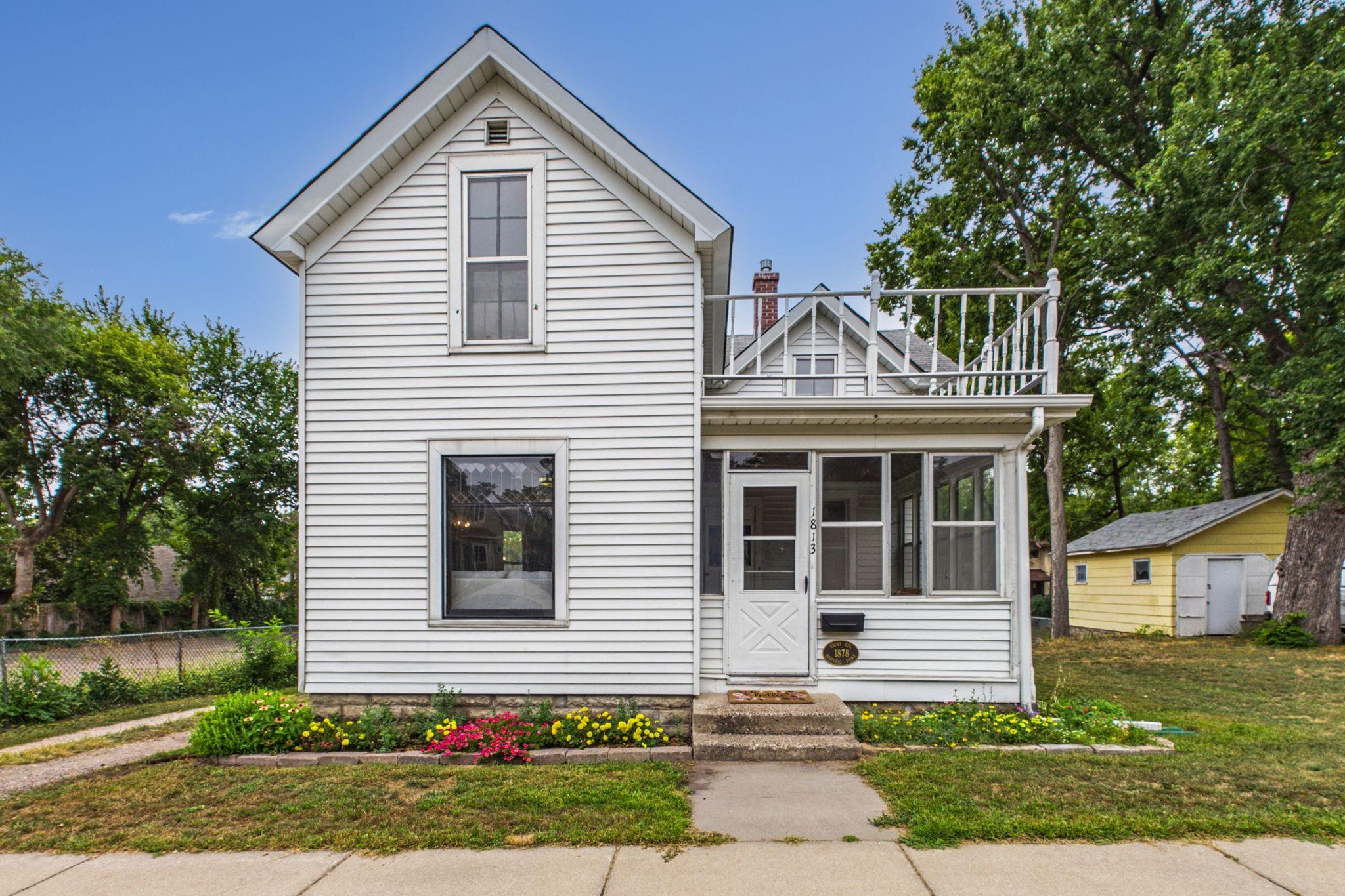 1813 1st Avenue Property Photo 1