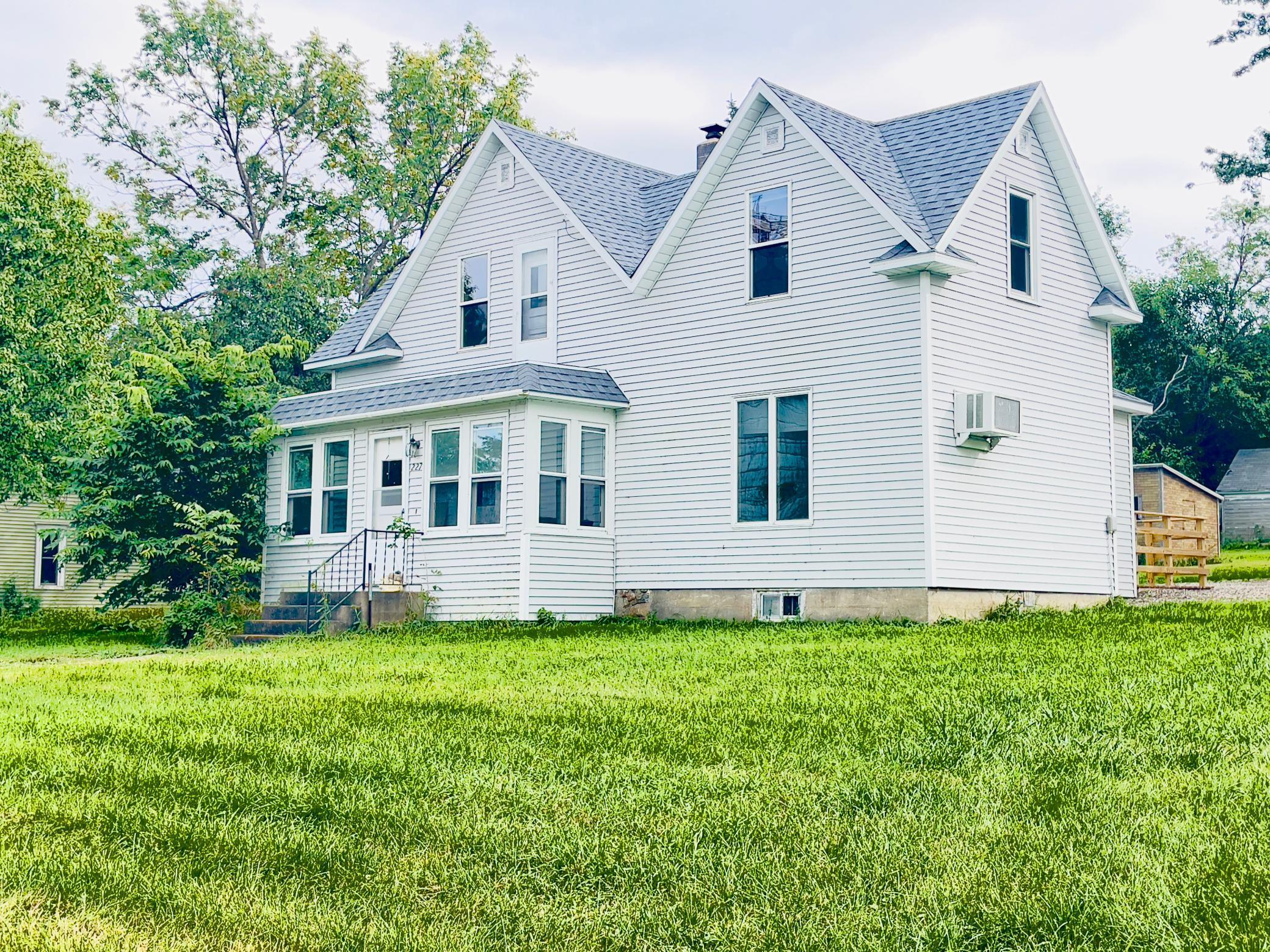 227 South Avenue Property Photo 1