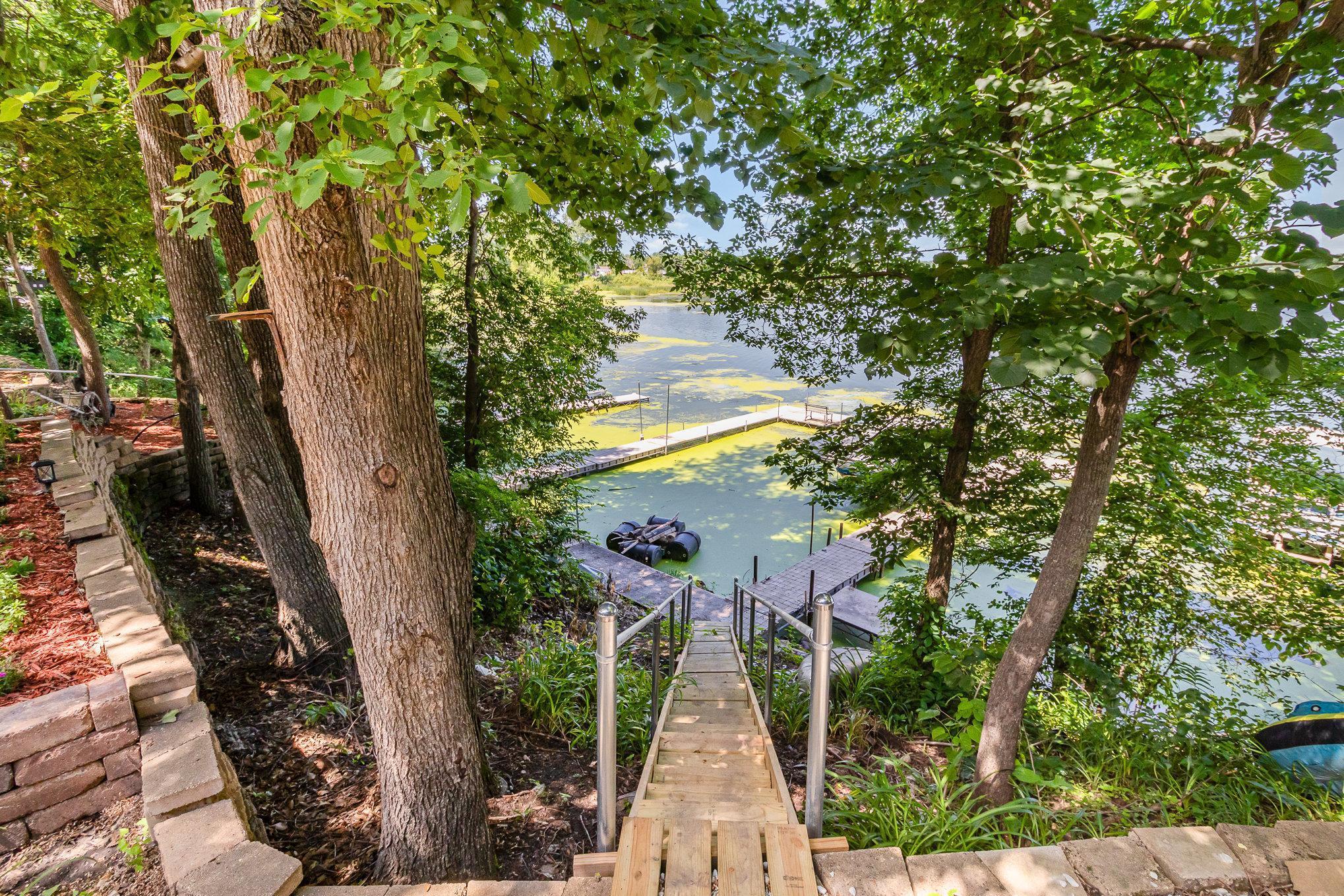 925 Paquin Street E Property Photo 28