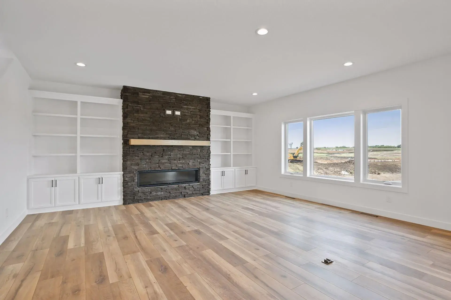 4928 Parkside Circle Property Photo 13
