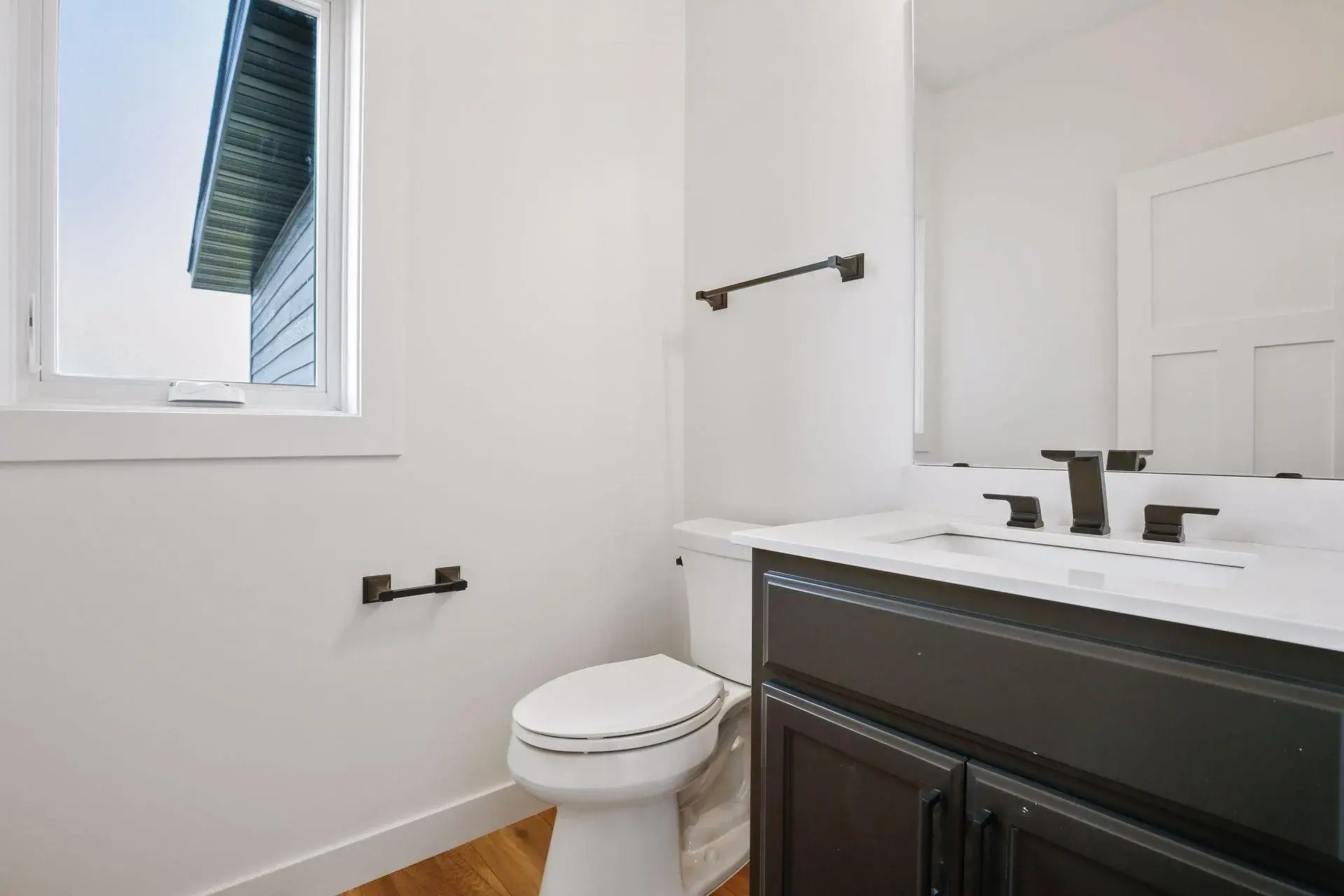 4928 Parkside Circle Property Photo 18
