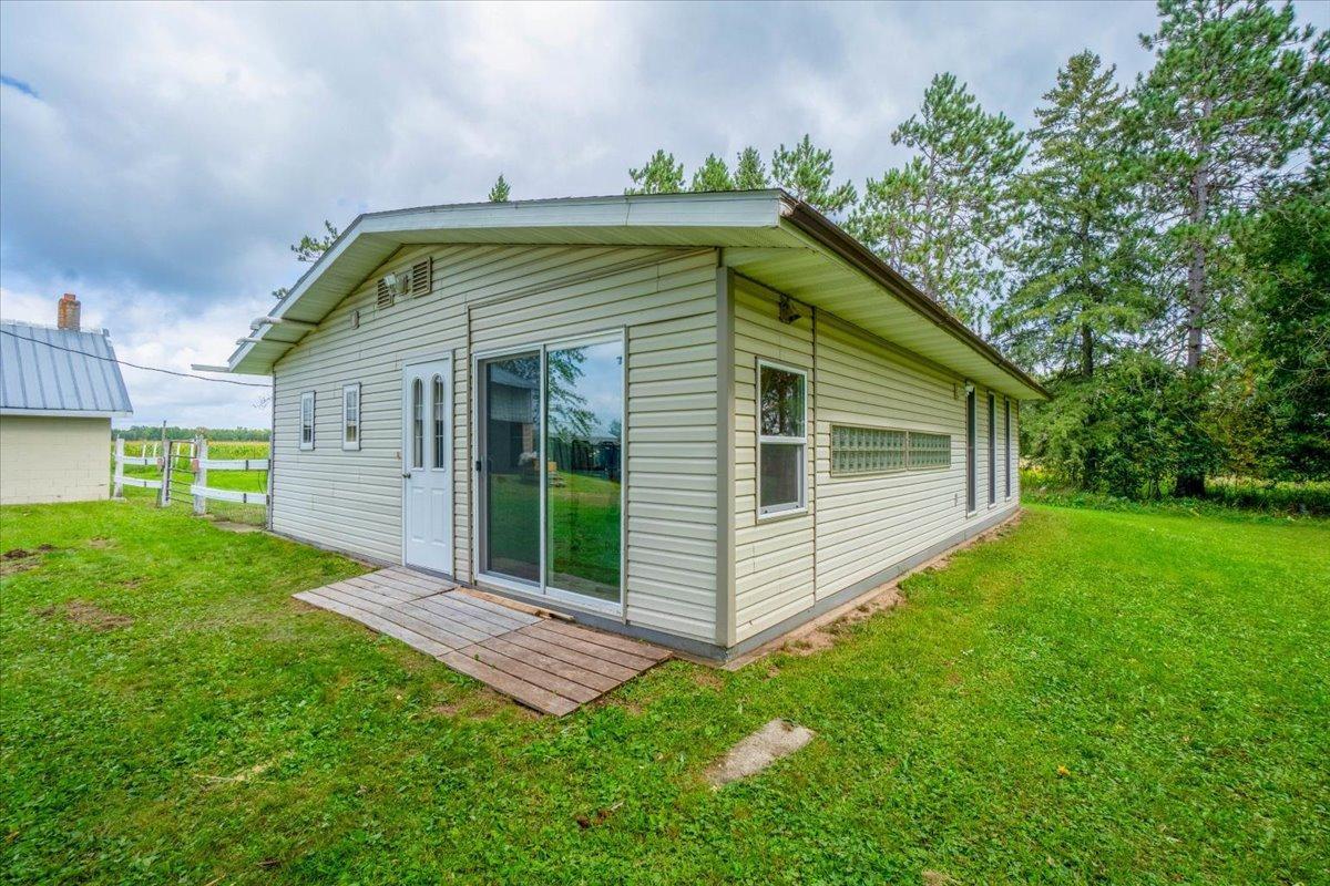 18444 290th Avenue Property Photo 1