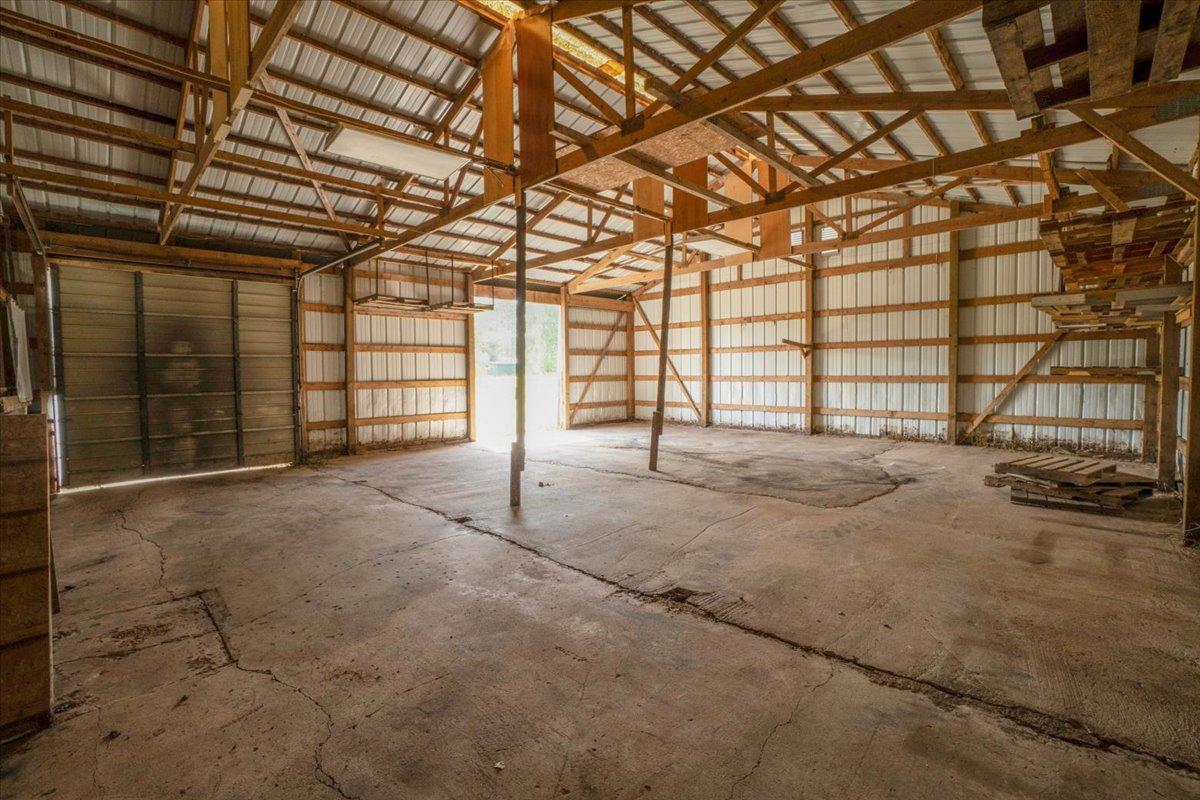 18444 290th Avenue Property Photo 27
