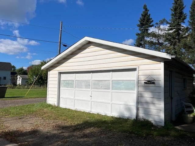 1909 Southern Drive Property Photo 7