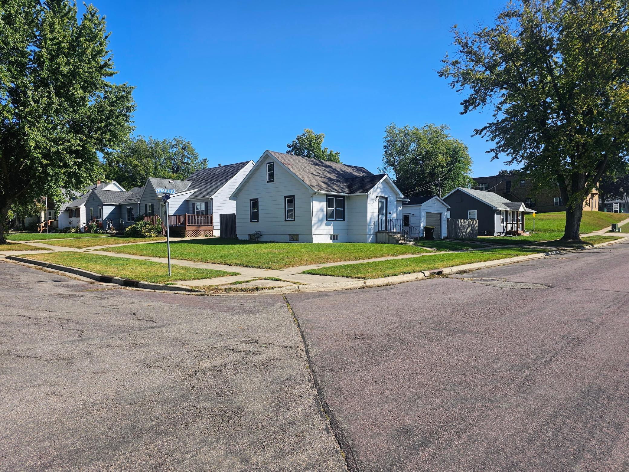 603 Webster Street Property Photo 2