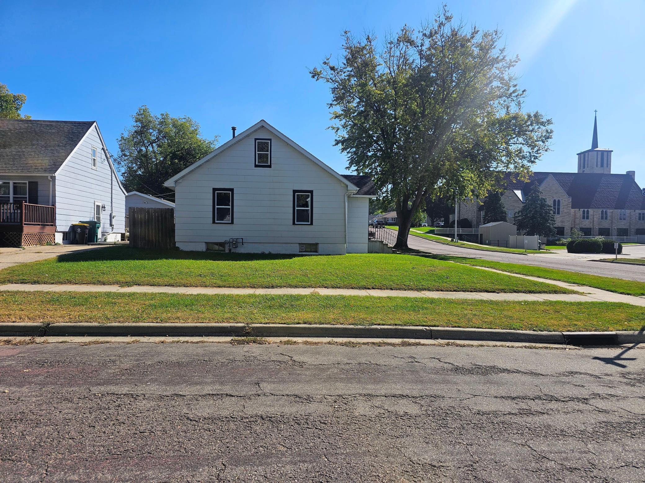 603 Webster Street Property Photo 6