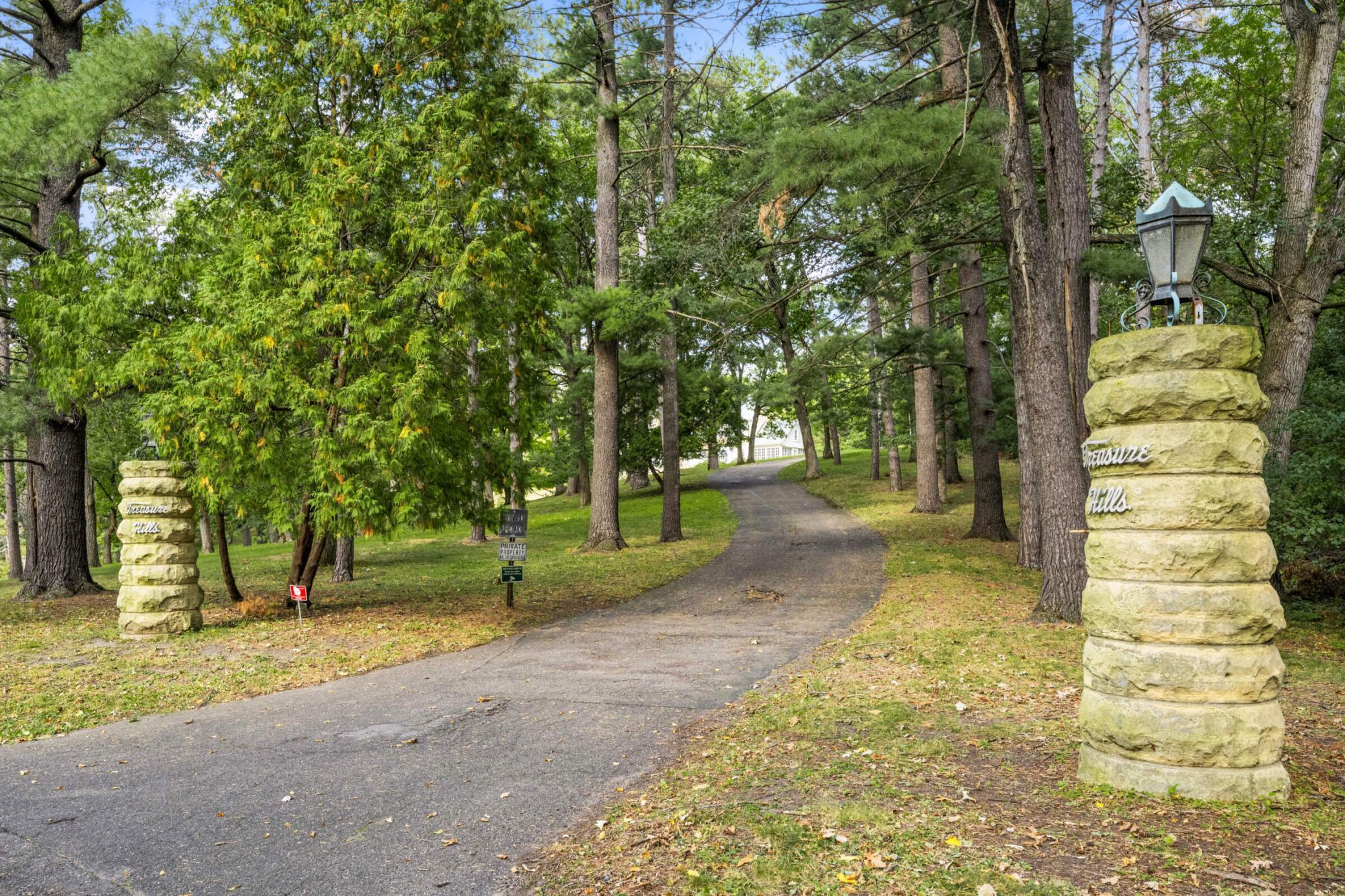 8x Merilane Property Photo 5