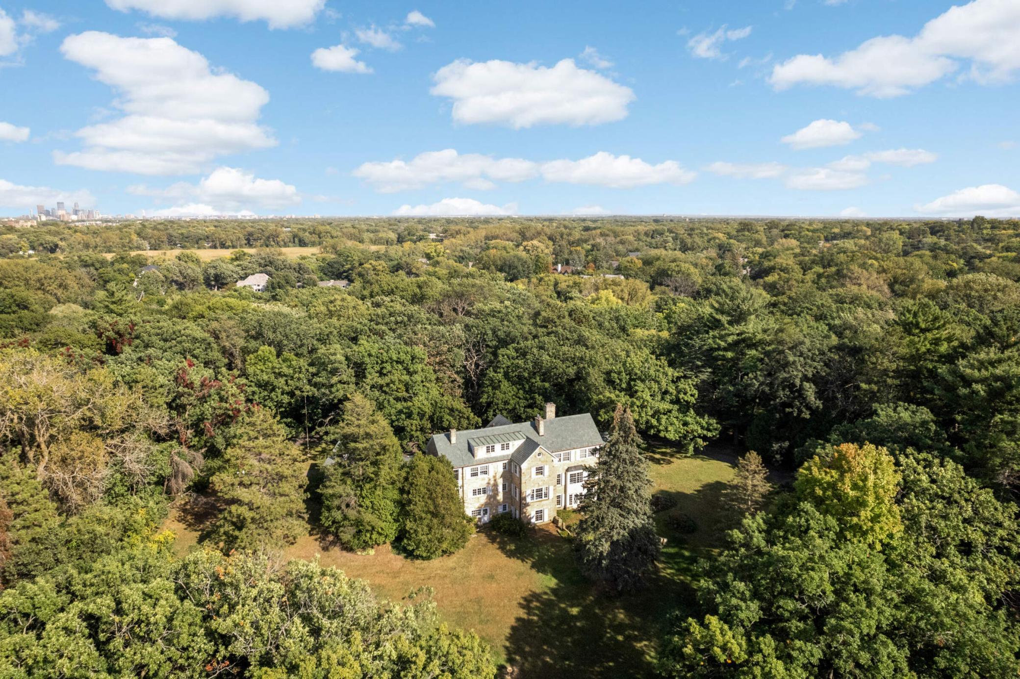 8x Merilane Property Photo 6