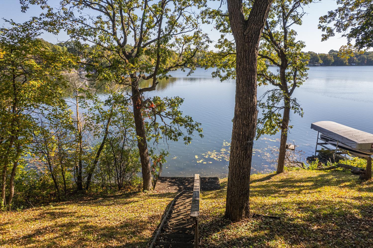 15641 W Munson Lane Property Photo 1