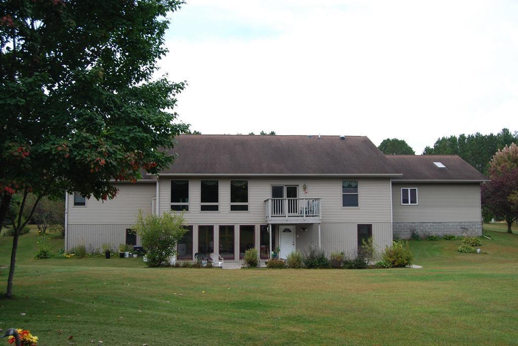 3065 River Road Property Photo 2