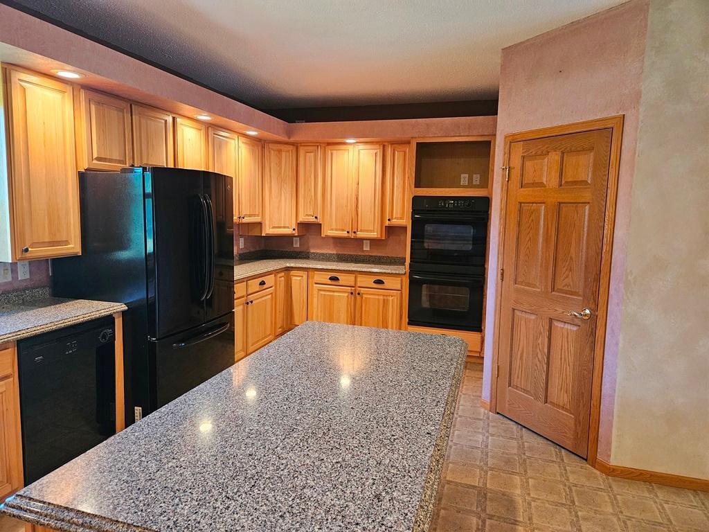 3065 River Road Property Photo 5