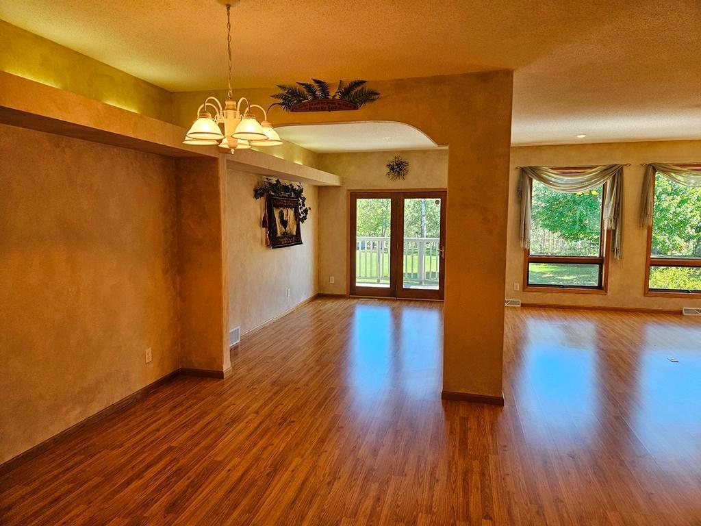 3065 River Road Property Photo 10