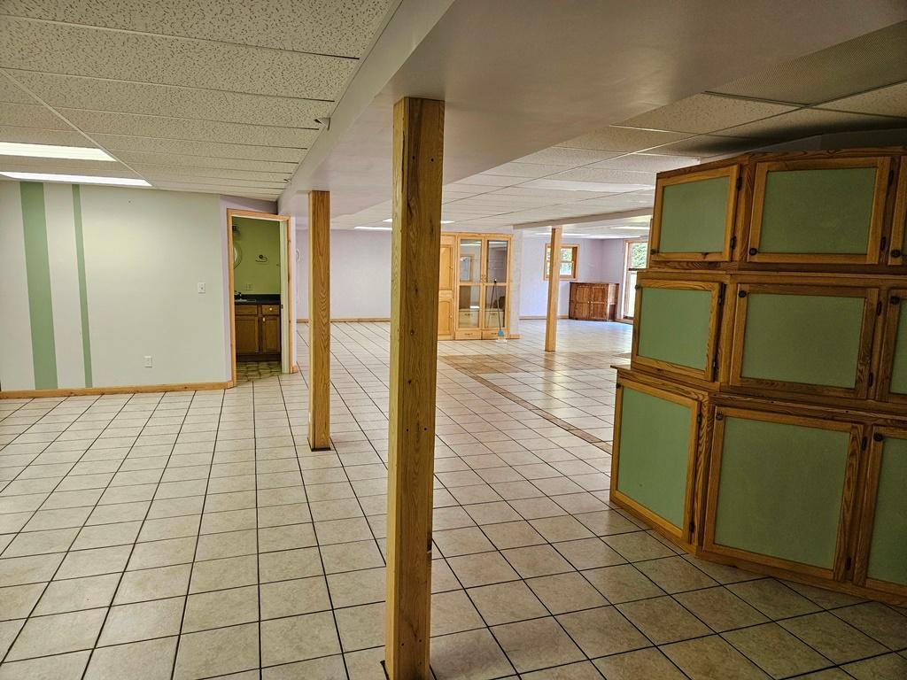 3065 River Road Property Photo 24