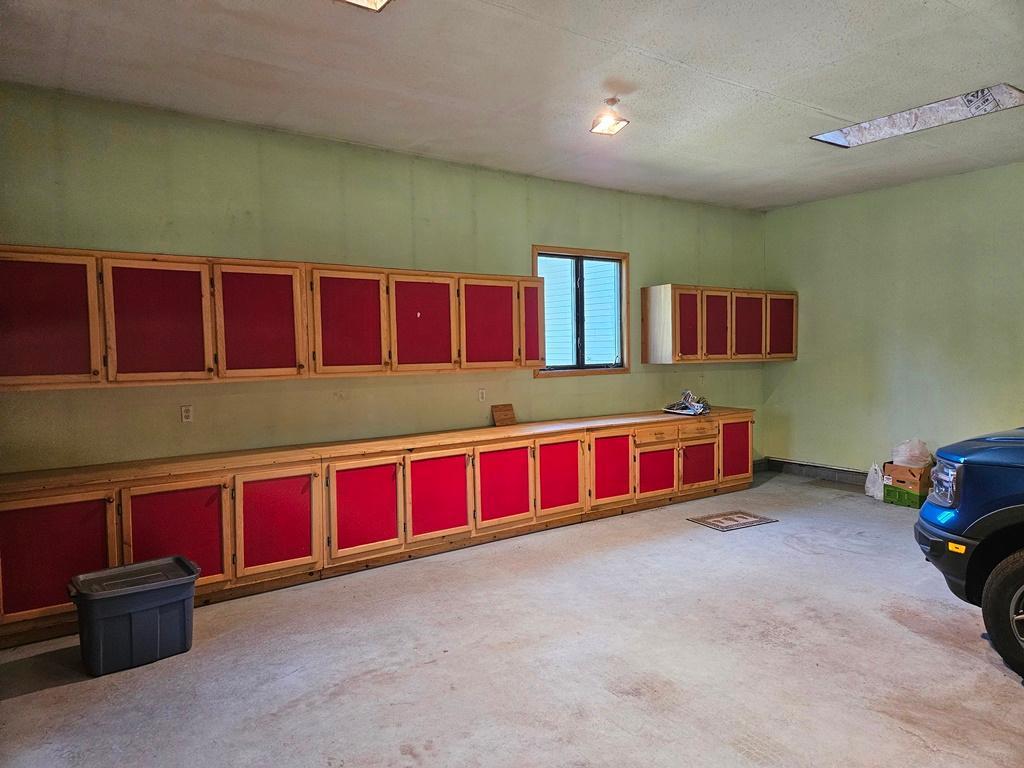 3065 River Road Property Photo 29
