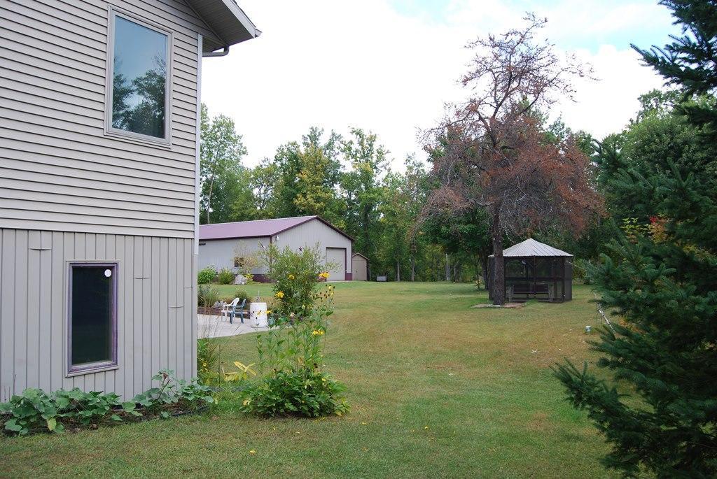 3065 River Road Property Photo 33