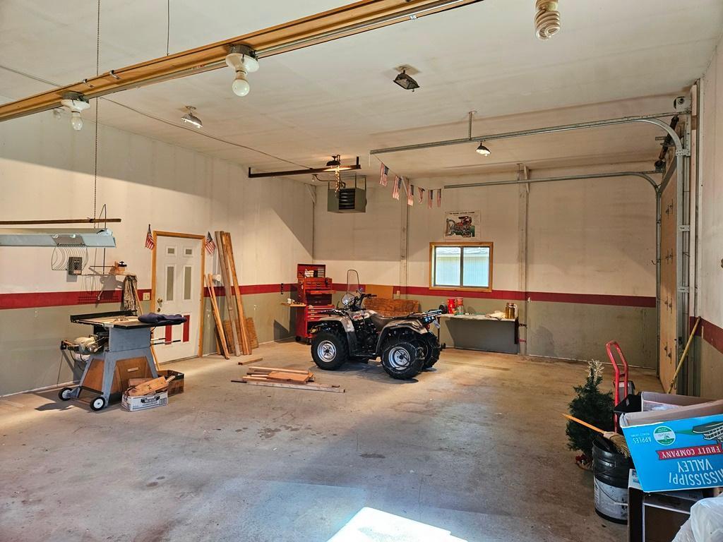 3065 River Road Property Photo 42